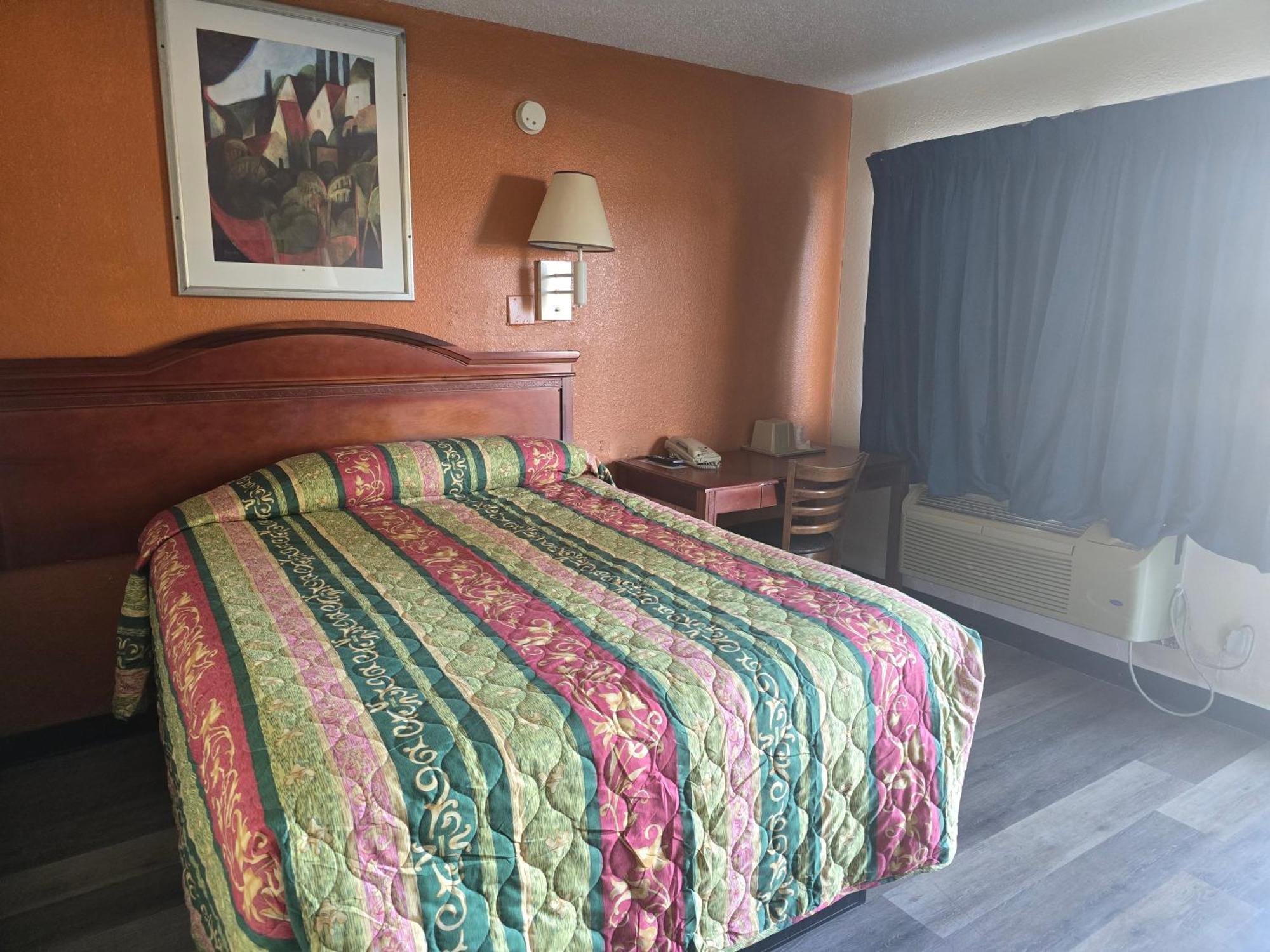 Carpet Inn オペライカ エクステリア 写真