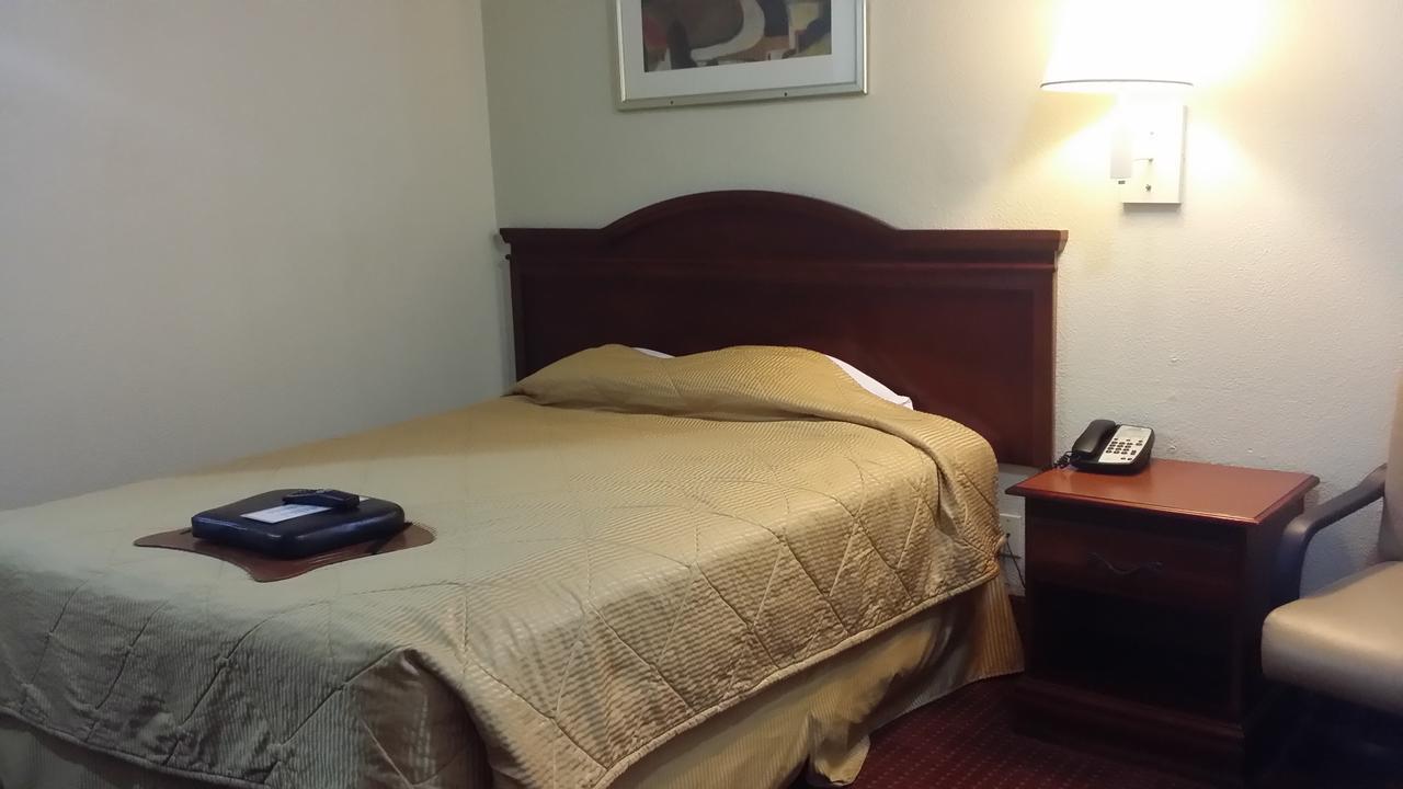 Carpet Inn オペライカ エクステリア 写真