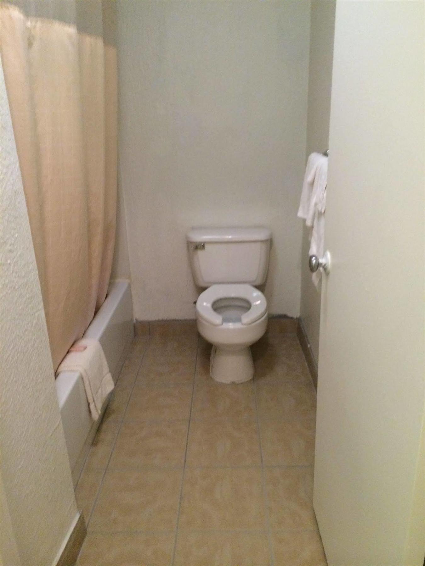 Carpet Inn オペライカ エクステリア 写真