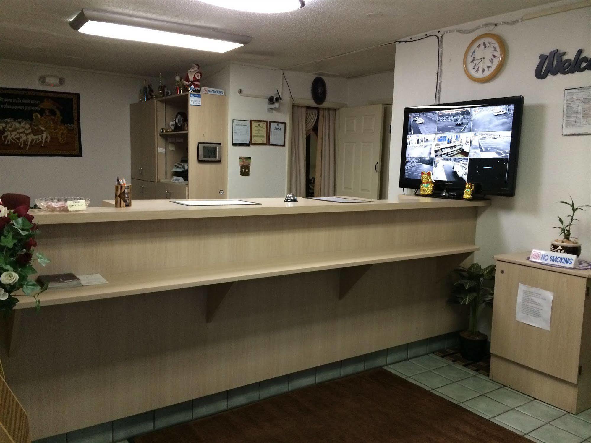 Carpet Inn オペライカ エクステリア 写真